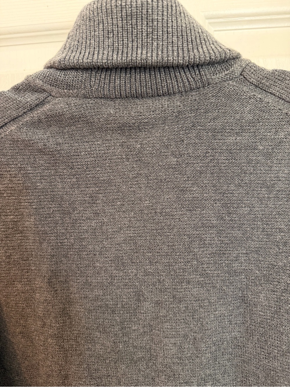 Banana Republic Men's Shawl Collar
Cardigan Sweater Gray Medium. 💯 Cotton, EUC - Picture 7 of 16